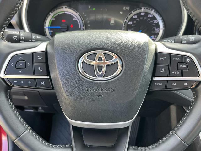 2024 Toyota Highlander Hybrid XLE
