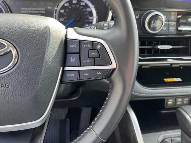 2024 Toyota Highlander Hybrid XLE