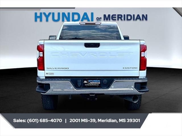 2020 Chevrolet Silverado 2500HD 4WD Crew Cab Long Bed LT