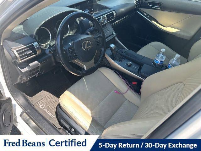 2016 Lexus IS 300 300