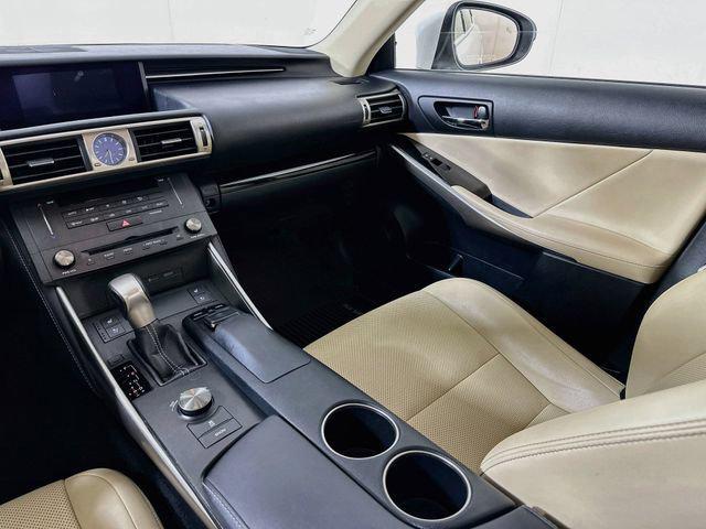 2016 Lexus IS 300 300