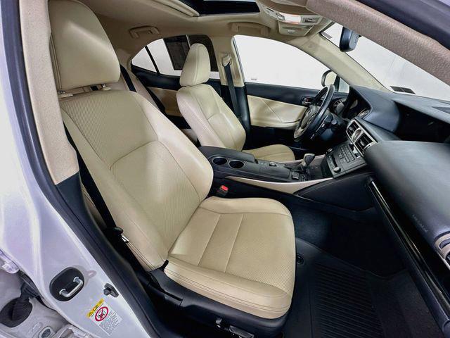 2016 Lexus IS 300 300