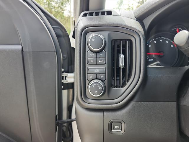 2020 Chevrolet Silverado 1500 4WD Crew Cab Short Bed Custom