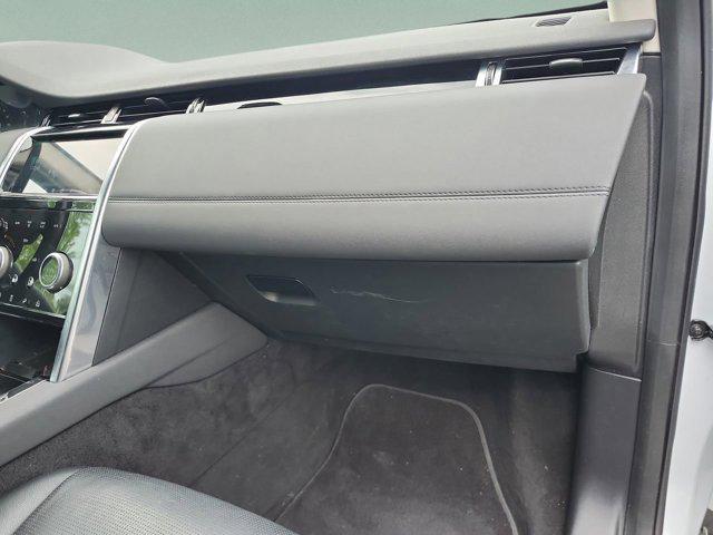 2020 Land Rover Discovery Sport SE