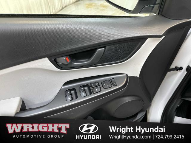 2023 Hyundai Kona SE