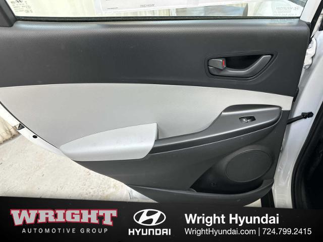 2023 Hyundai Kona SE