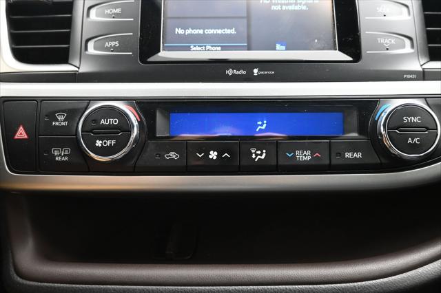 2015 Toyota Highlander LE Plus V6