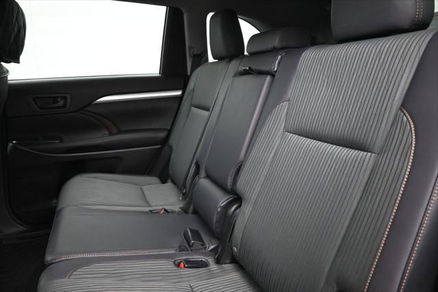 2015 Toyota Highlander LE Plus V6
