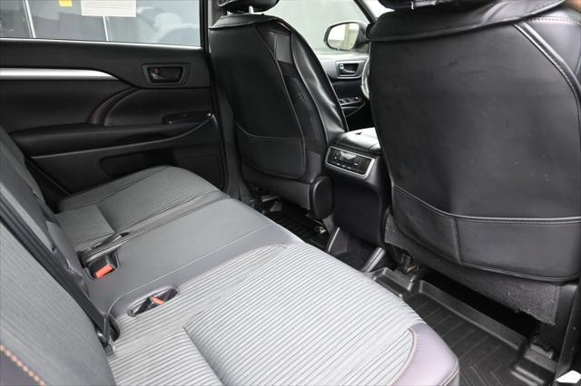 2015 Toyota Highlander LE Plus V6