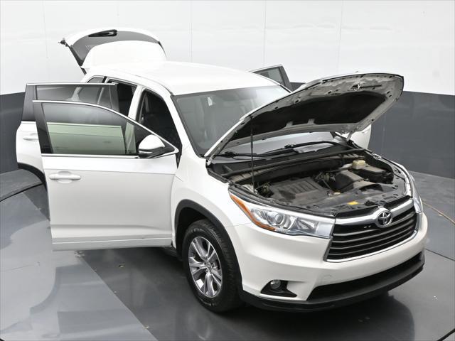 2015 Toyota Highlander LE Plus V6