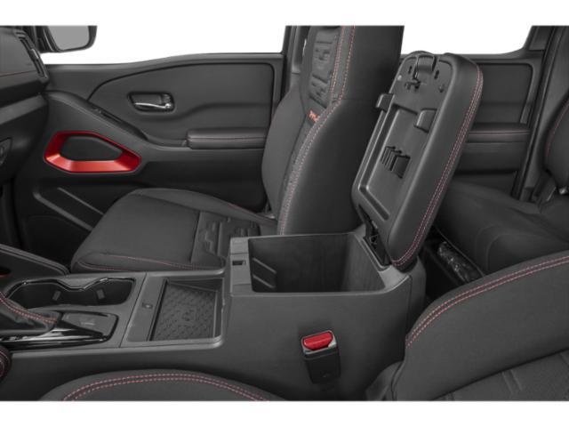 2025 Nissan Frontier Crew Cab PRO-4X 4x4