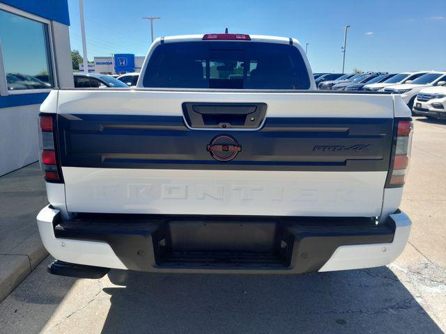 2025 Nissan Frontier Crew Cab PRO-4X 4x4