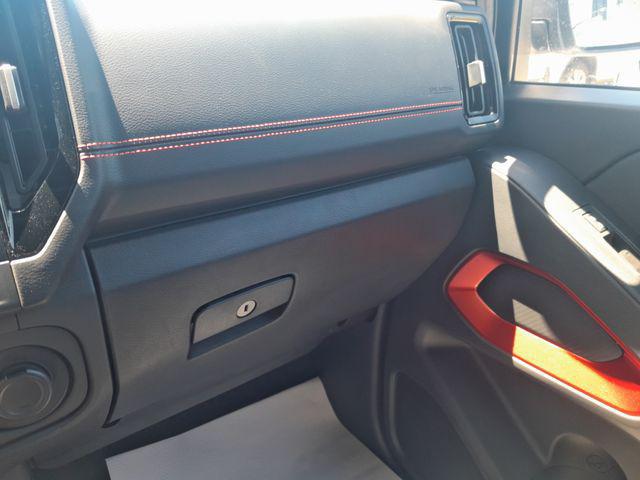 2025 Nissan Frontier Crew Cab PRO-4X 4x4
