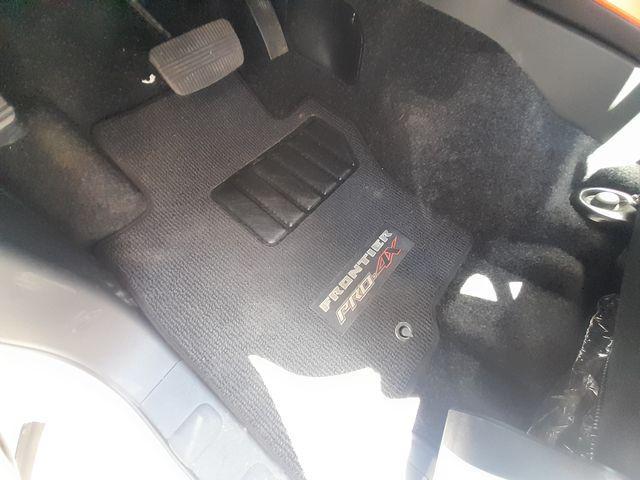 2025 Nissan Frontier Crew Cab PRO-4X 4x4