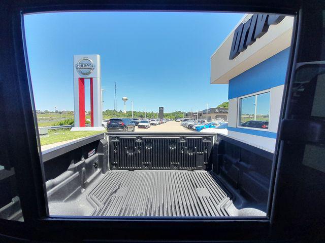 2025 Nissan Frontier Crew Cab PRO-4X 4x4