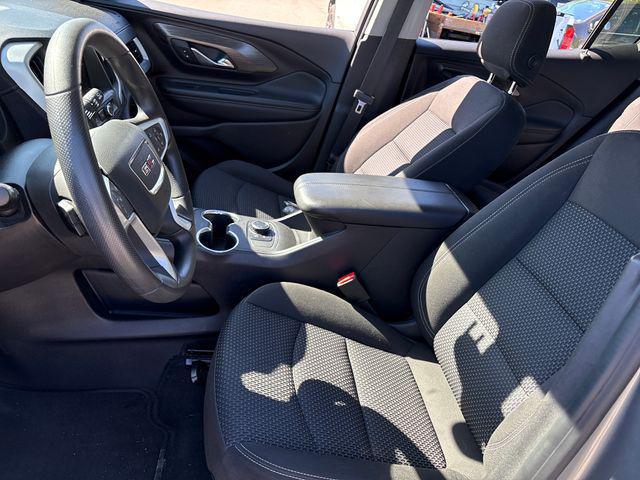 2024 GMC Terrain AWD SLE