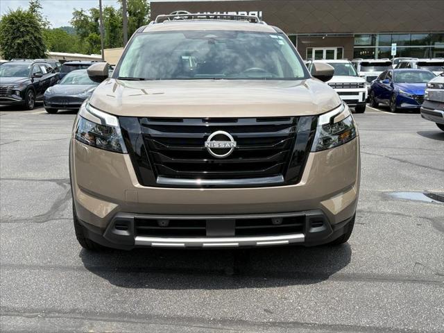 2025 Nissan Pathfinder Platinum 4WD