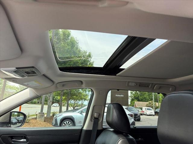 2025 Nissan Pathfinder Platinum 4WD