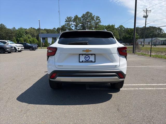 2025 Chevrolet Trax FWD LT