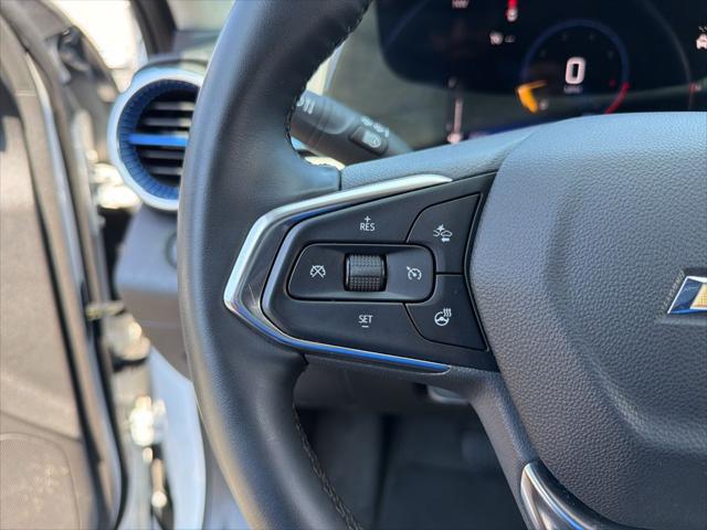 2025 Chevrolet Trax FWD LT