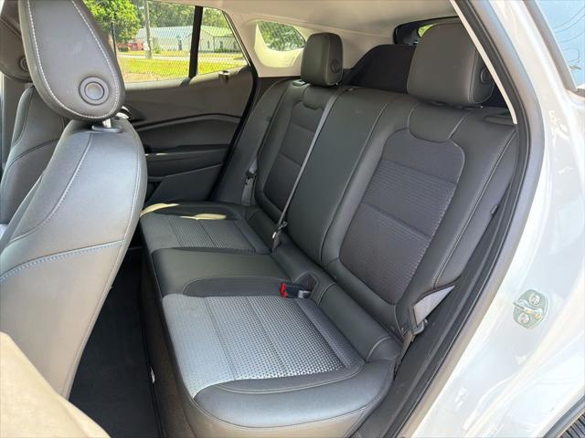 2025 Chevrolet Trax FWD LT