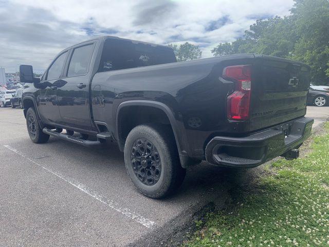 2022 Chevrolet Silverado 2500HD 4WD Crew Cab Standard Bed LTZ