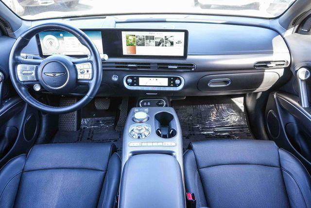 2023 Genesis GV60 Advanced AWD