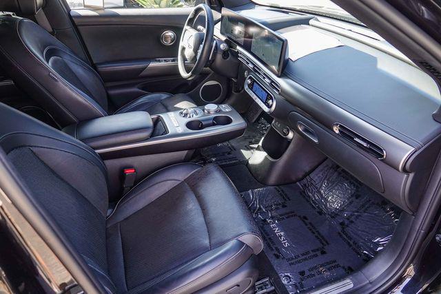 2023 Genesis GV60 Advanced AWD