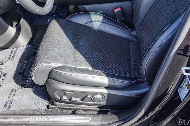 2023 Genesis GV60 Advanced AWD
