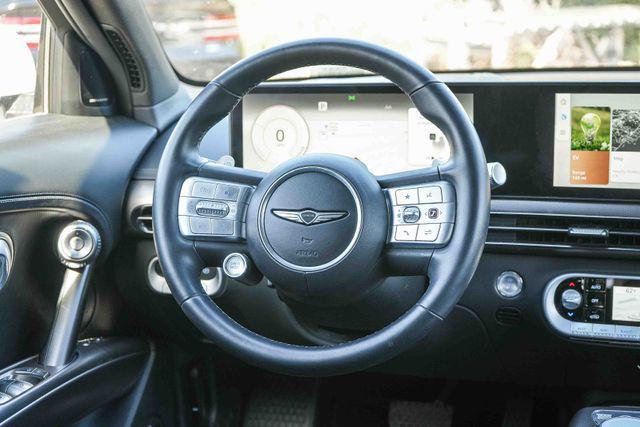 2023 Genesis GV60 Advanced AWD