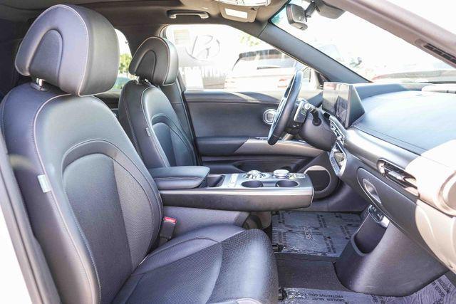 2023 Genesis GV60 Advanced AWD