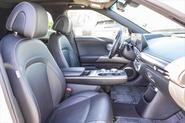 2023 Genesis GV60 Advanced AWD