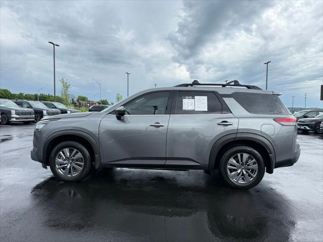 2022 Nissan Pathfinder SV 2WD