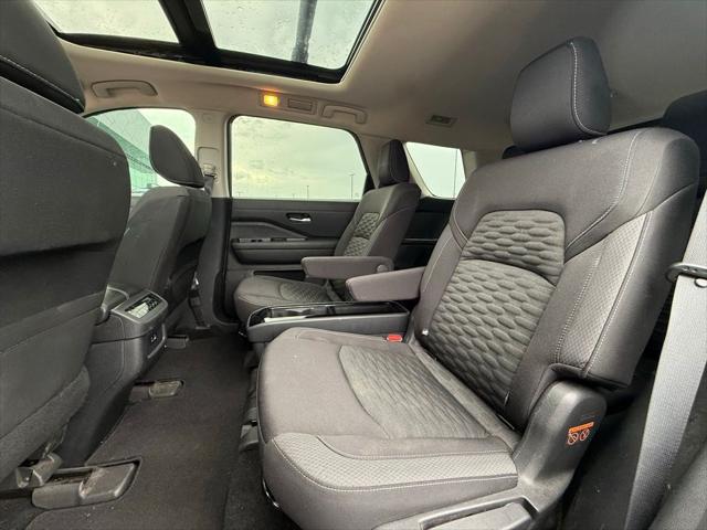 2022 Nissan Pathfinder SV 2WD