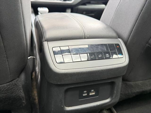 2022 Nissan Pathfinder SV 2WD