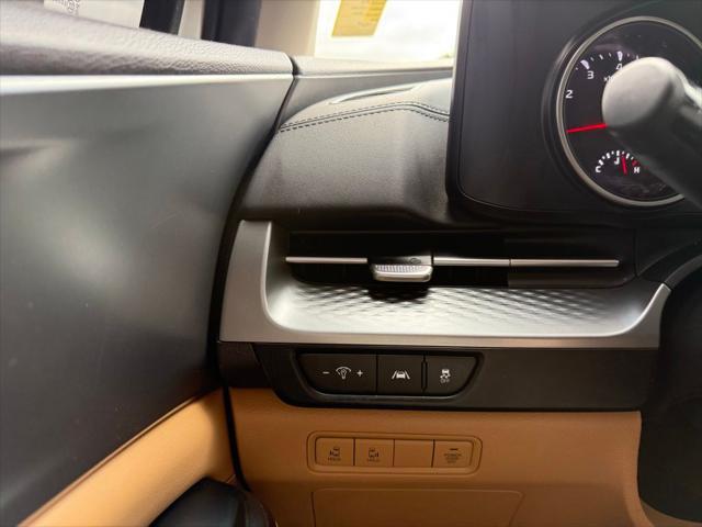 2024 Kia Carnival MPV LX Seat Package