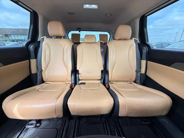 2024 Kia Carnival MPV LX Seat Package