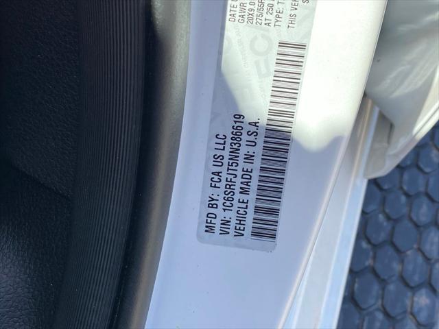 2022 Ram 1500 Laramie Crew Cab 4x4 5'7" Box
