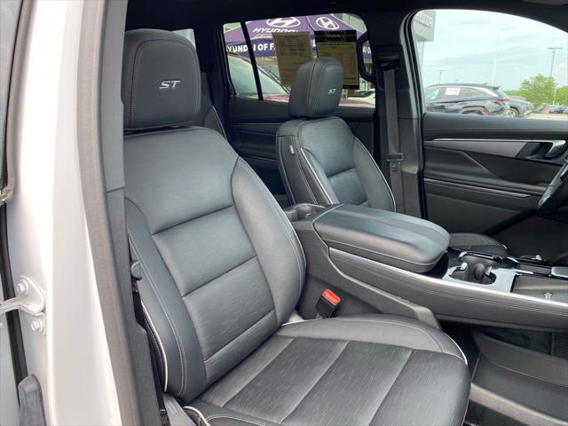 2025 Buick Enclave Sport Touring FWD
