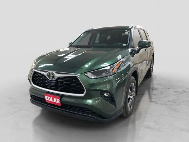 2023 Toyota Highlander XLE for sale in Hermantown, MN