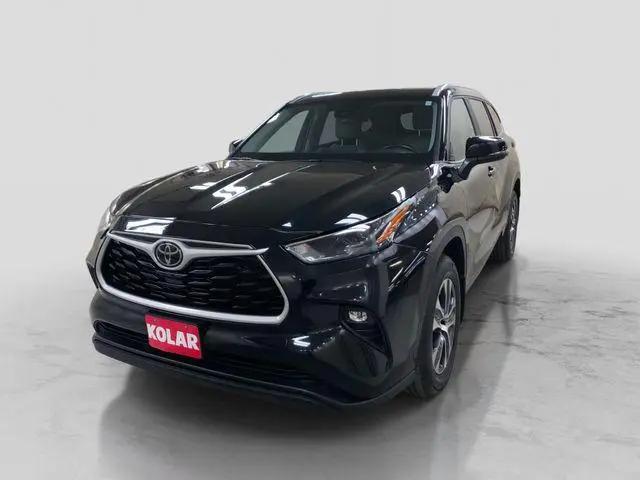 2023 Toyota Highlander XLE for sale in Hermantown, MN