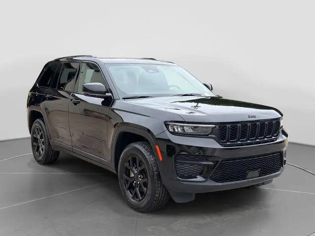 2024 Jeep Grand Cherokee Altitude X 4x4 for sale in Jefferson City, MO