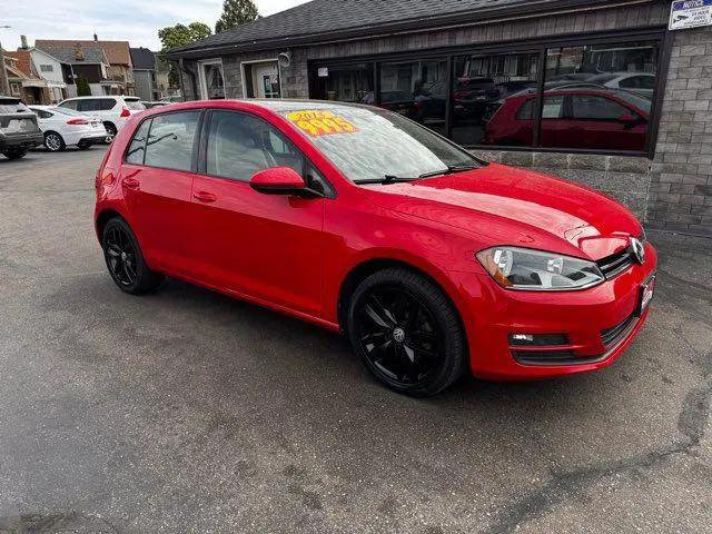 2015 Volkswagen Golf TSI SE 4-Door for sale in Milwaukee, WI
