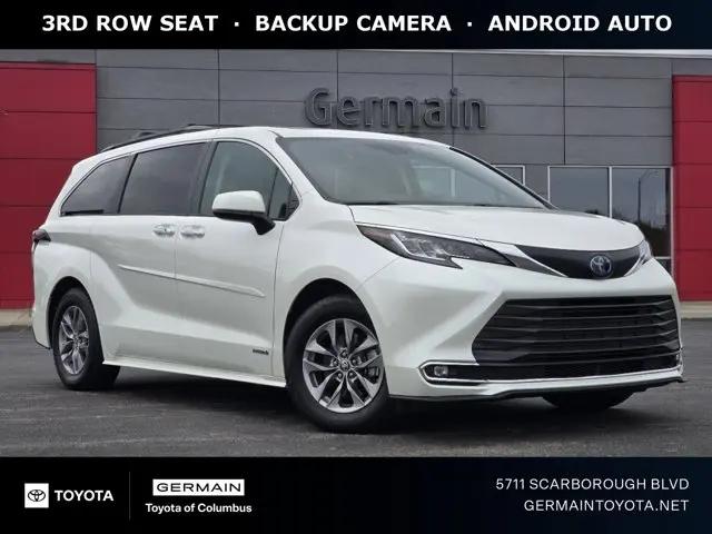 2021 Toyota Sienna XLE for sale near Columbus, OH