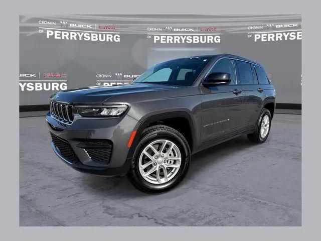 2023 Jeep Grand Cherokee Laredo 4x4 for sale in Perrysburg, OH