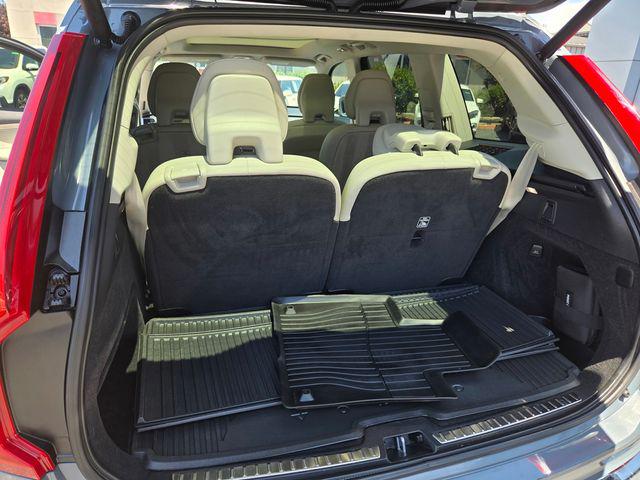 2023 Volvo XC90 Recharge T8 Plus 6-Seater