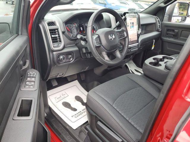 2026 Ram 2500 Black Express Crew Cab 4x4 6'4" Box