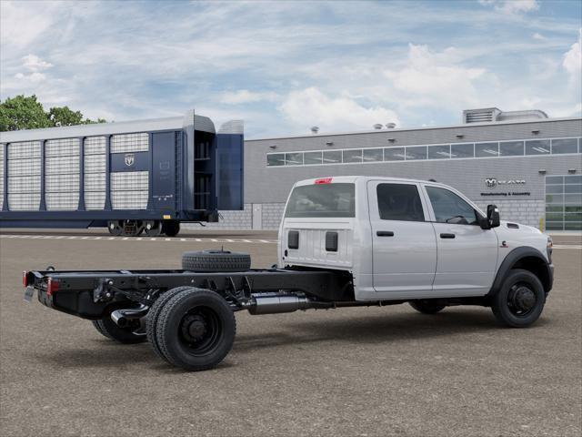 2026 RAM Ram 5500 Chassis Cab RAM 5500 TRADESMAN CHASSIS CREW CAB 4X4 84 CA