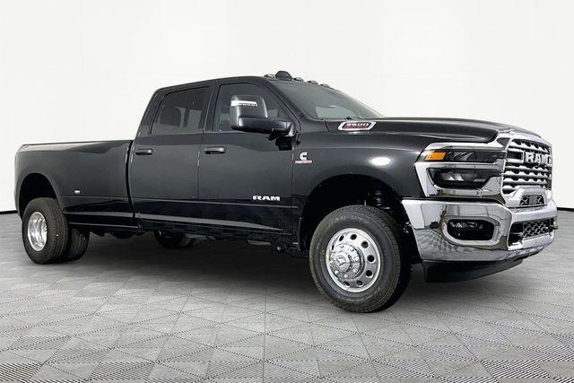 2026 RAM 3500 RAM 3500 BIG HORN CREW CAB 4X4 8 BOX