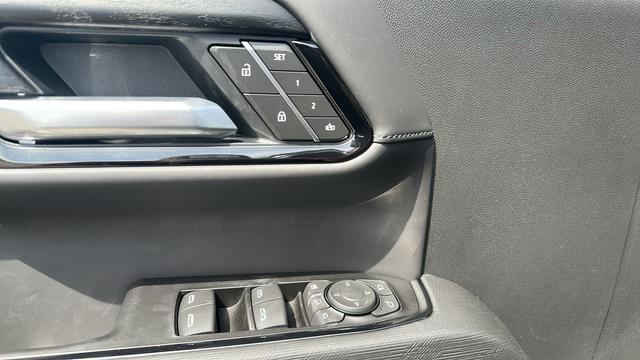 2026 GMC Sierra 2500HD Crew Cab, Standard Bed, AT4X, 4WD
